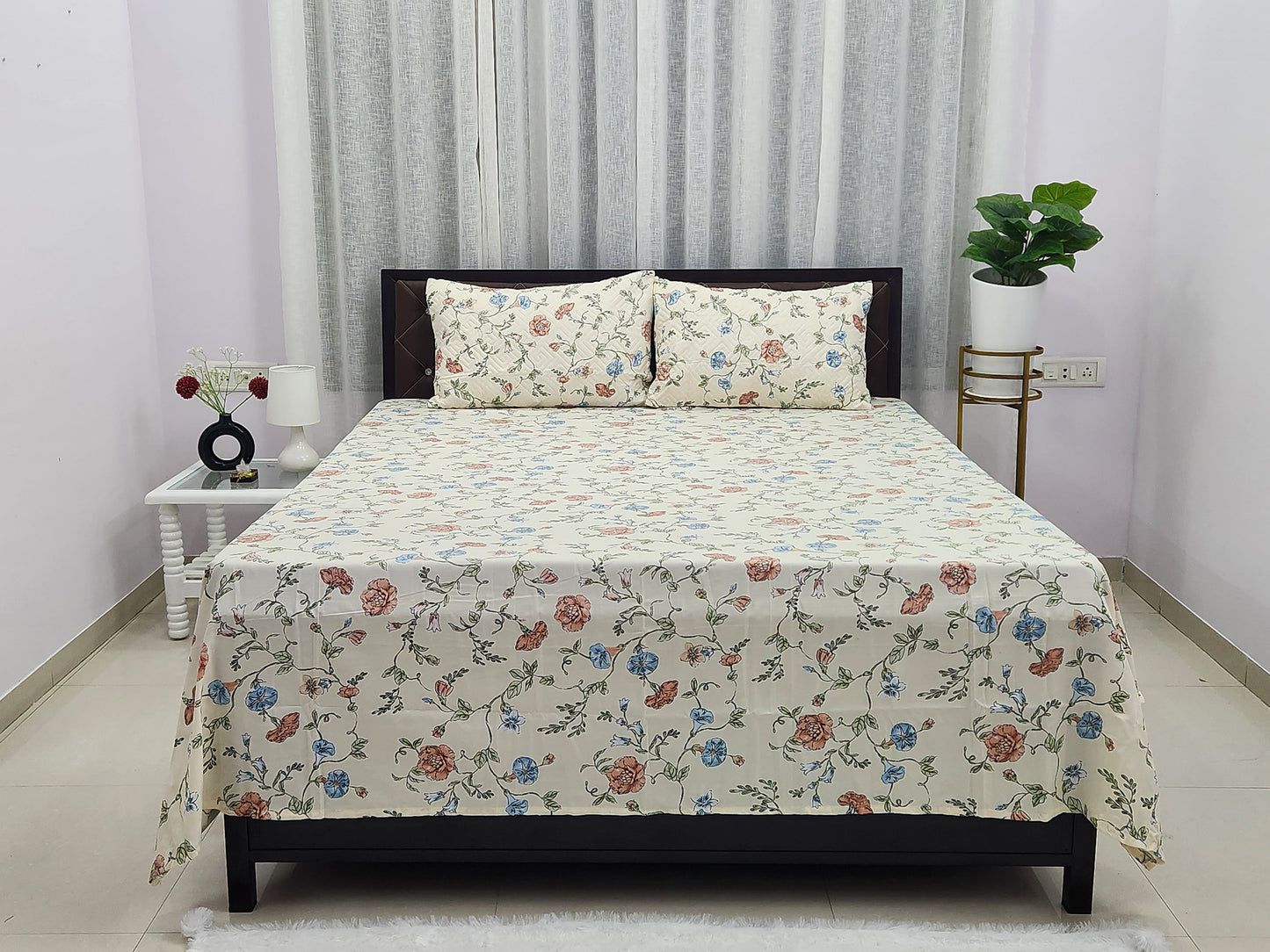 Amour Bloom- Beige Floral Bedsheet