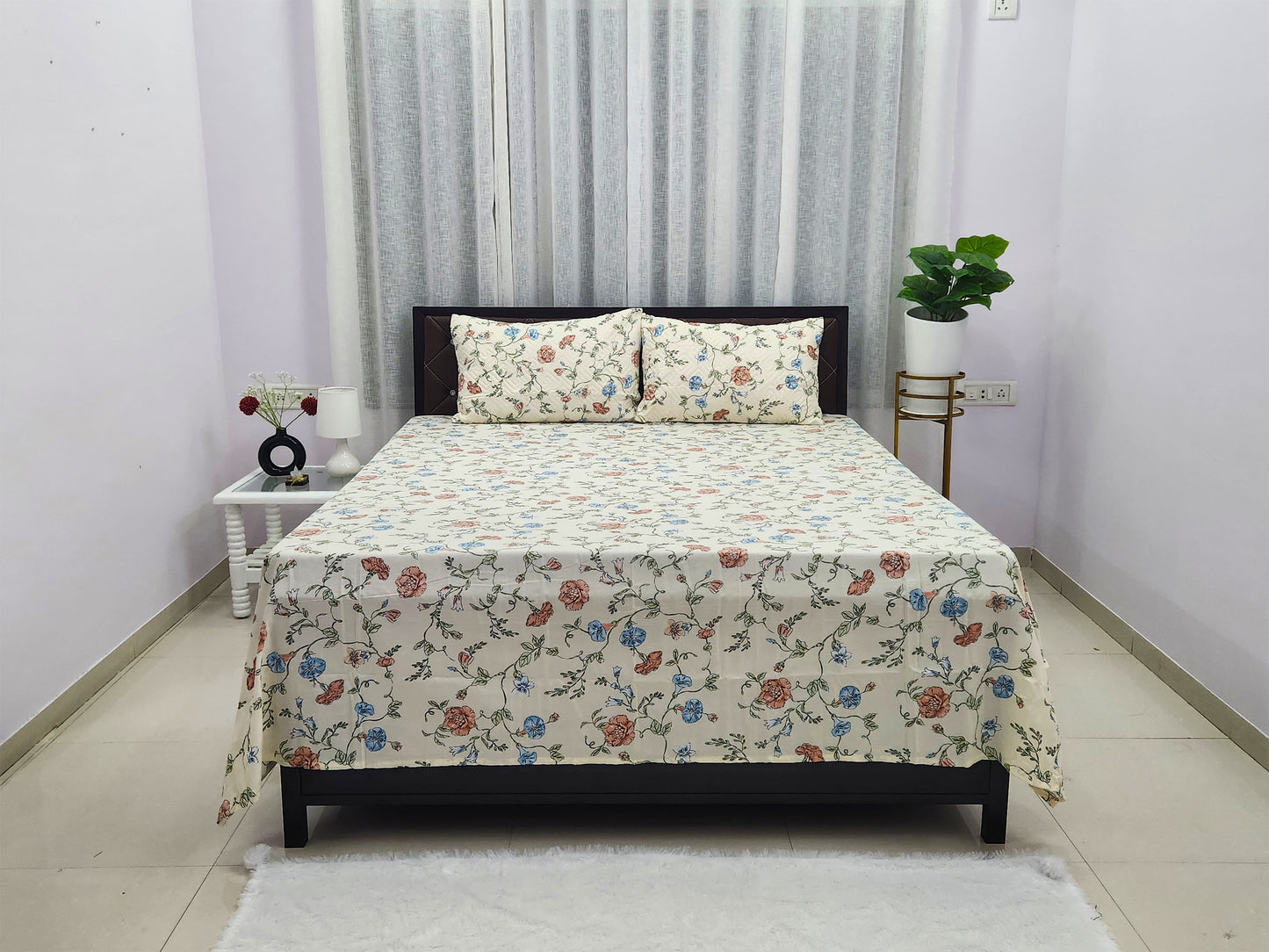 Amour Bloom- Beige Floral Bedsheet