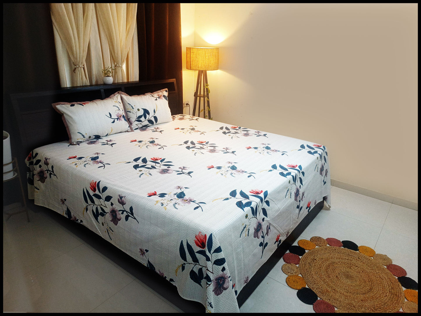 Asin - White Floral Bedsheet